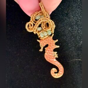 🌊Gold and Orange Seahorse charm necklace